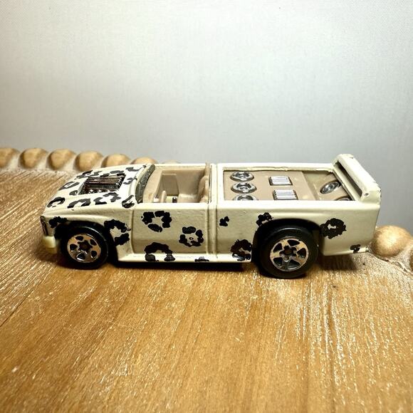 Hot Wheels Wind Splitter Corvette Bus Matchbox Audi Avis Peugeot Quasar Lot 6 - Picture 12 of 16